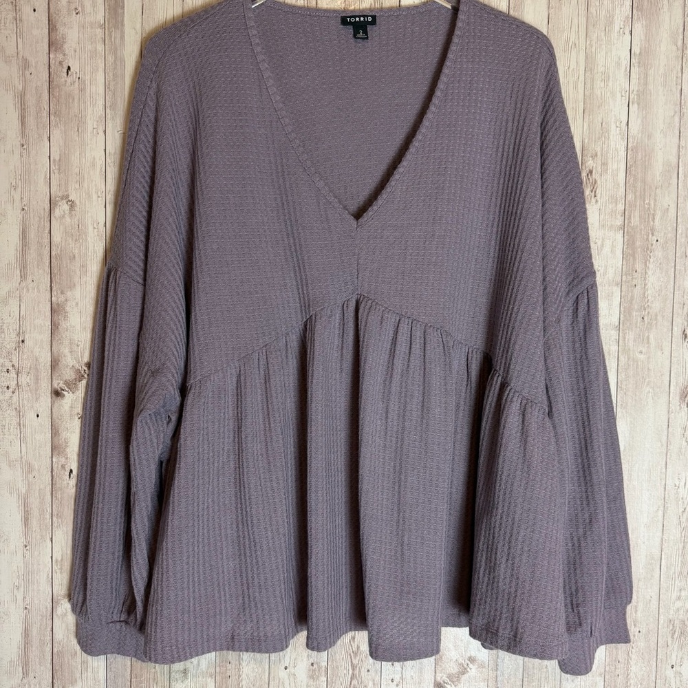Torrid Gray Ridge Shirred Long Sleeve Top Size 2